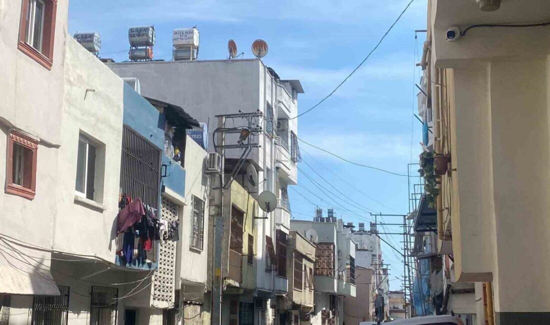 Mersin’de bir düğünde kazara ateş aldığı değerlendirilen silahtan çıkan mermi