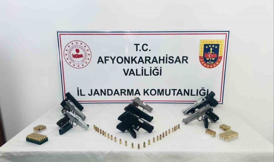 Afyonkarahisar’da jandarma tarafından düğünlerde havaya ateş açan şahıslara yönelik düzenlenen