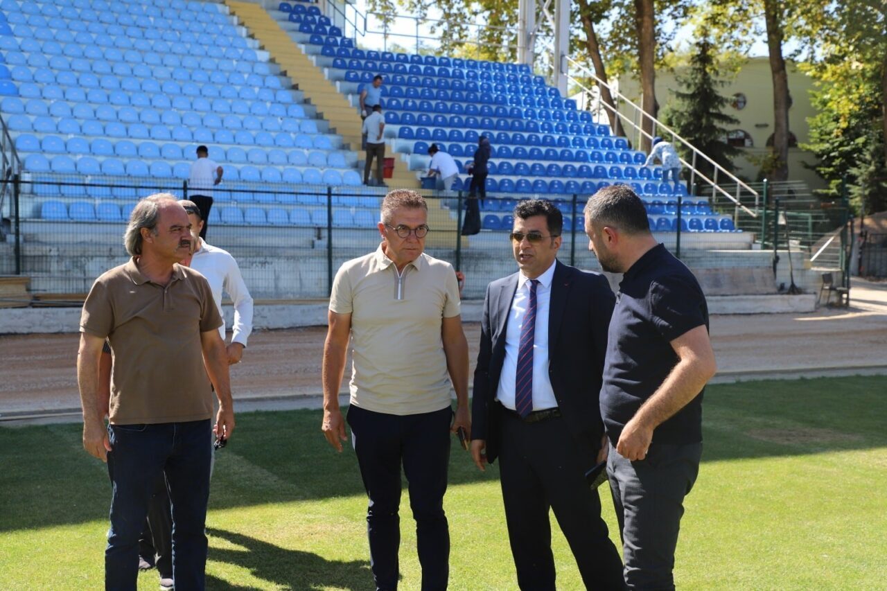 Kütahya Dumlupınar Stadyumu’nda yürütülen çalışmalar tamamlanma aşamasına geldi. Ancak ilk