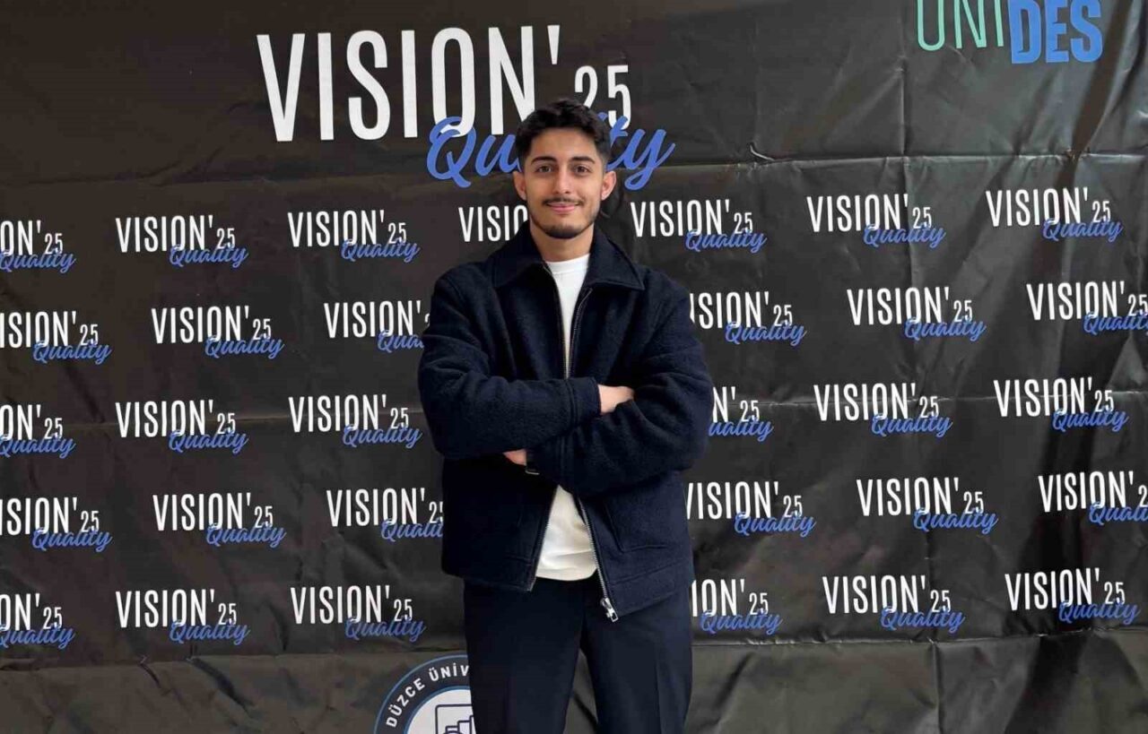 Düzce Üniversitesi Mühendislik Fakültesi Endüstri Mühendisliği 4. sınıf öğrencisi ve