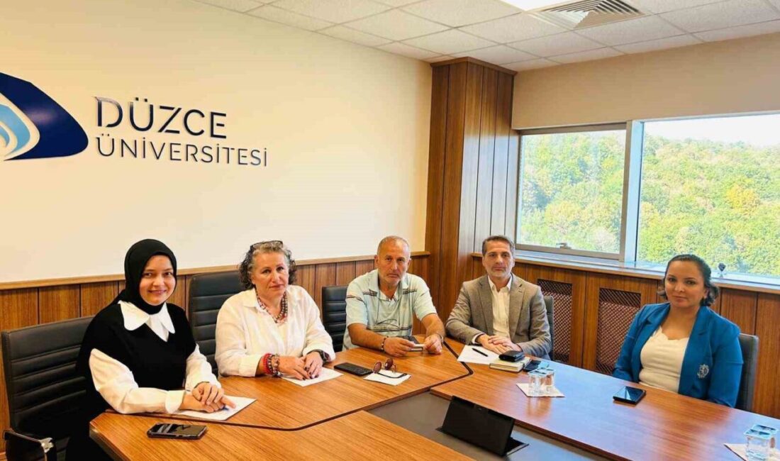 Düzce Üniversitesi Kariyer Geliştirme ve Mezun İzleme Uygulama Araştırma Merkezi