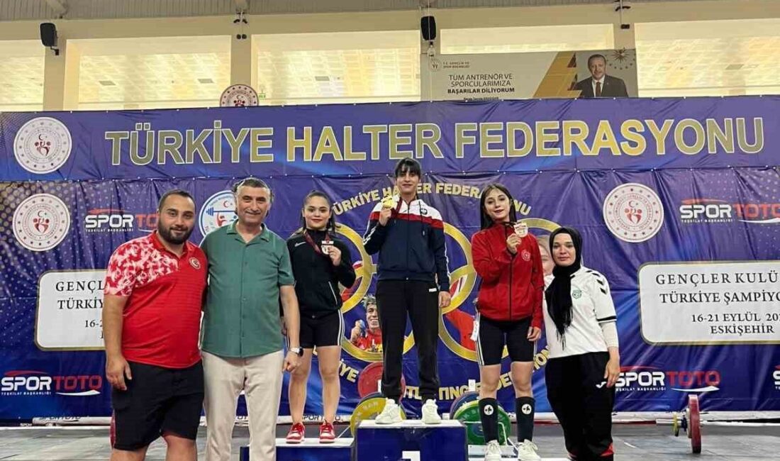 DÜZCE(İHA) – Halter Gençler Kulüpler Türkiye Şampiyonası’nda Düzce’yi temsil eden