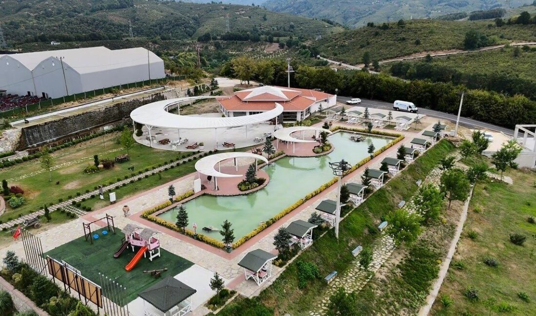 Düzce’nın Cumayeri ilçesinde 200 dönüm alana kurulan ve mimari yapısıyla