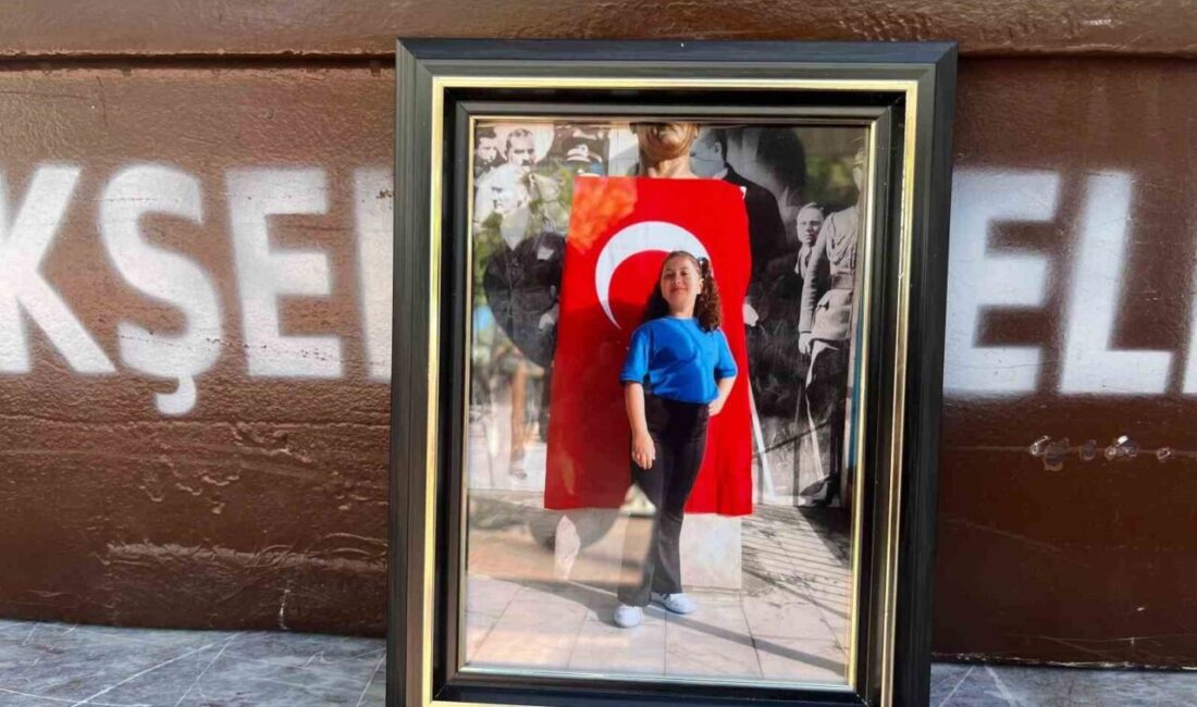 İzmir’in Menderes ilçesinde nakliye asansöründen düşen üçlü koltuğun altında kalarak