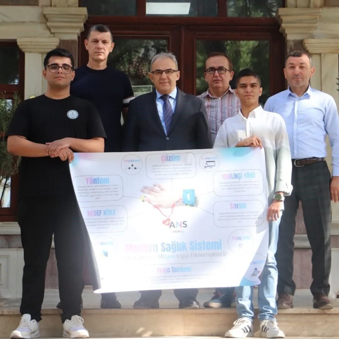 Balıkesir’in Edremit ilçesinden öğrenciler, bu yıl İstanbul’da düzenlenecek olan TEKNOFEST