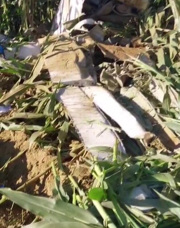 Eğitim amaçlı havalanan bir helikopter, İzmir’in Torbalı ilçesine bağlı Kırbaş