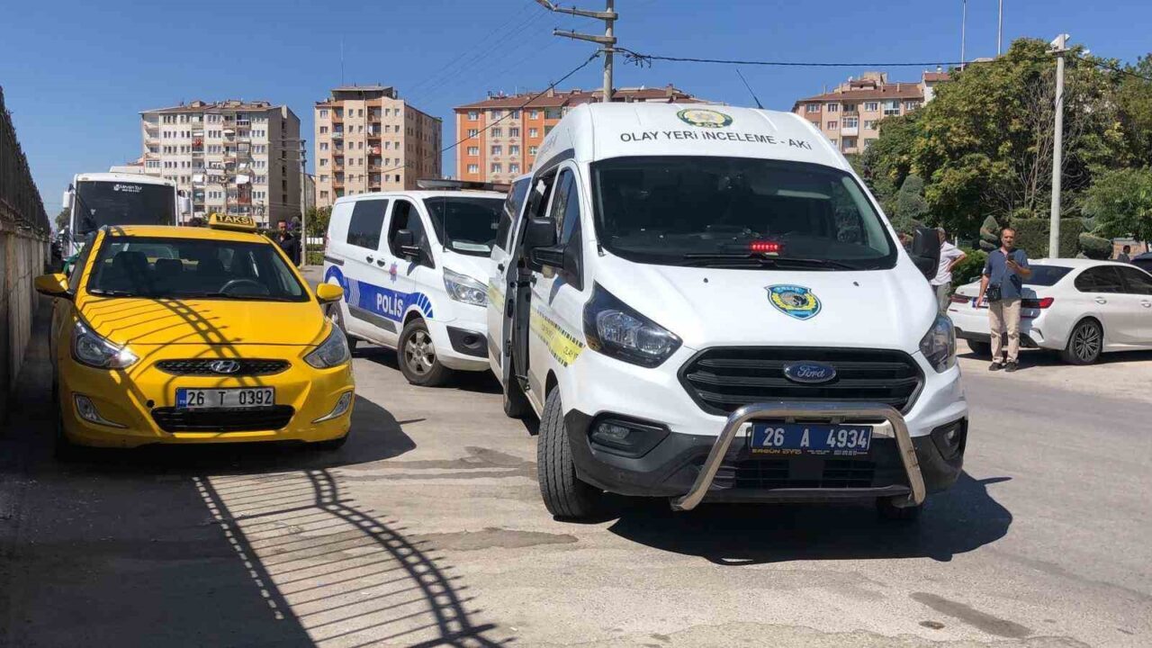 Eskişehir’de içinde bulunduğu ticari taksisinin egzoz dumanından zehirlenerek hayatını kaybeden