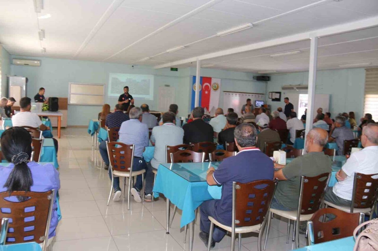 Elazığ’da AFAD ekipleri tarafından düzenlenen afet teknik eğitimleri sürüyor. Elazığ