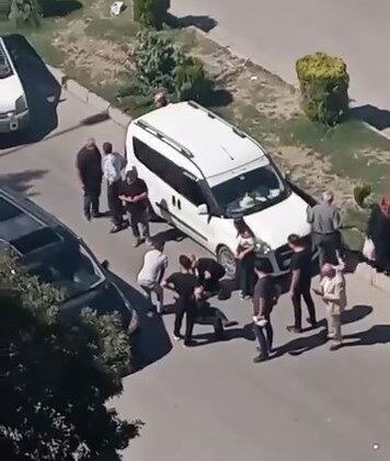 Elazığ’da yolun karşısına geçmeye çalıştığı sırada hafif ticari aracın çarptığı