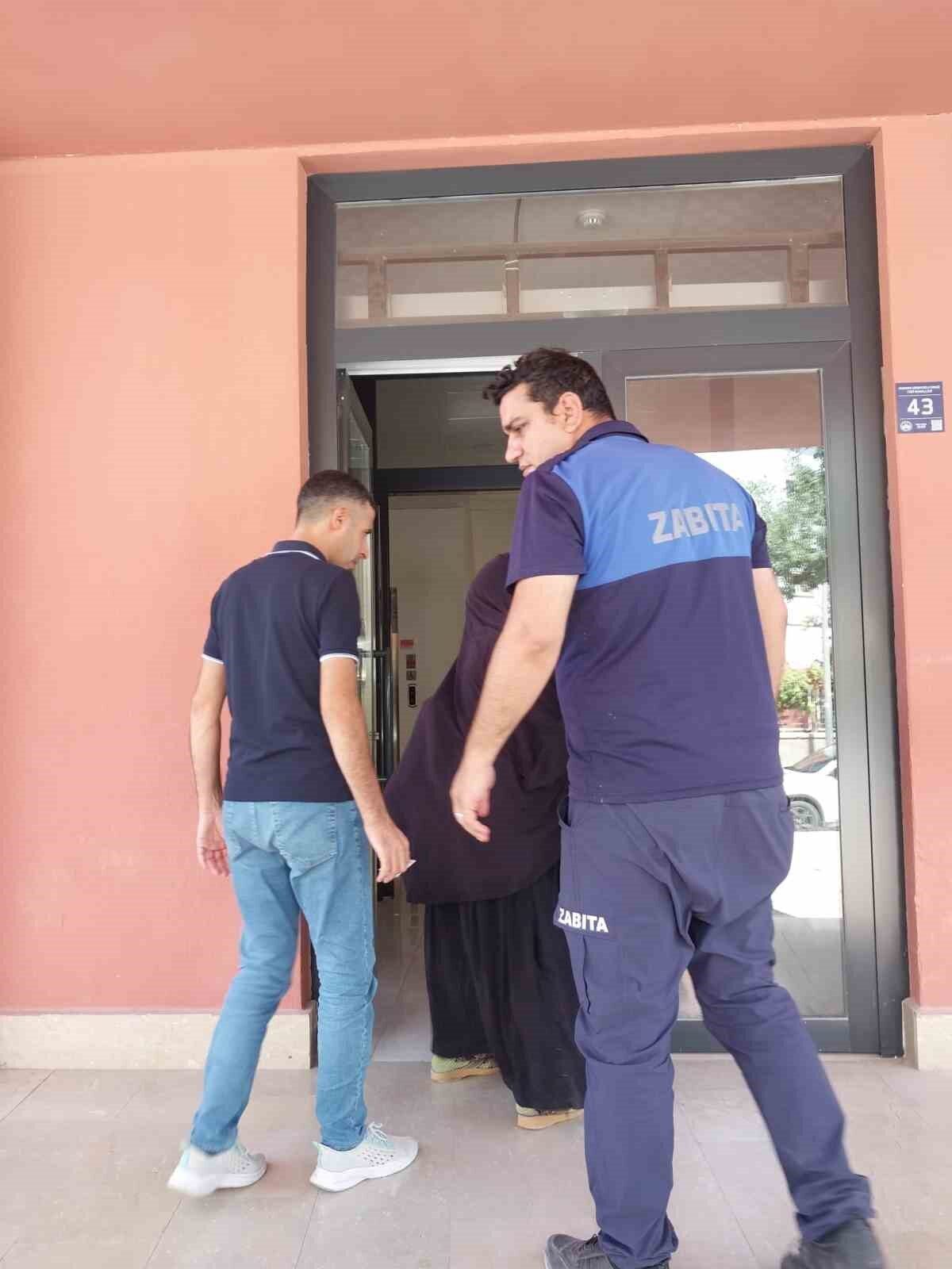 Elazığ’da zabıta ekipleri tarafından gerçekleştirilen dilenci operasyonunda haksız kazanç sağlayan