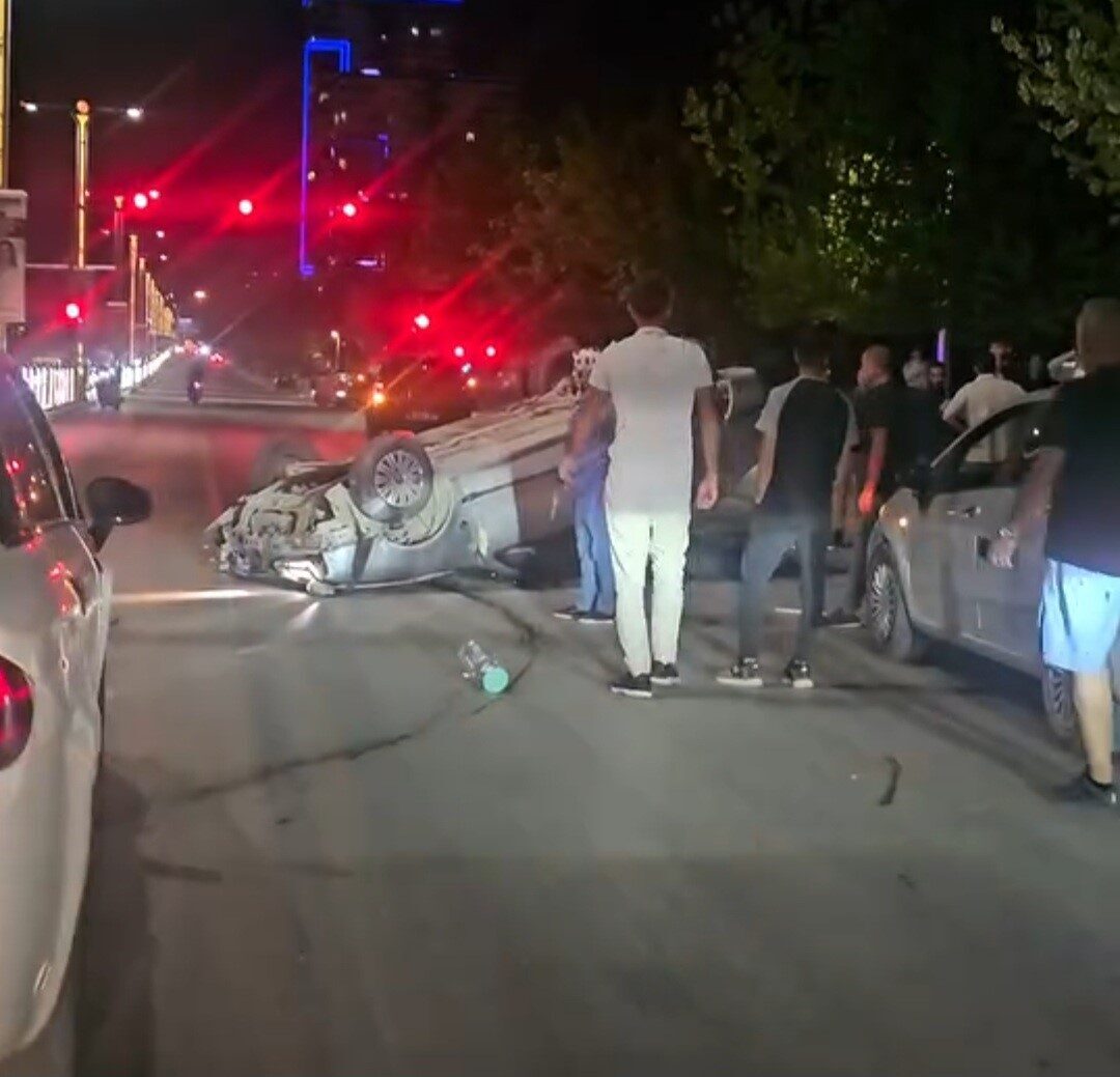 Elazığ’da kontrolden çıkan otomobilin takla attığı kazada 1 kişi yaralandı.