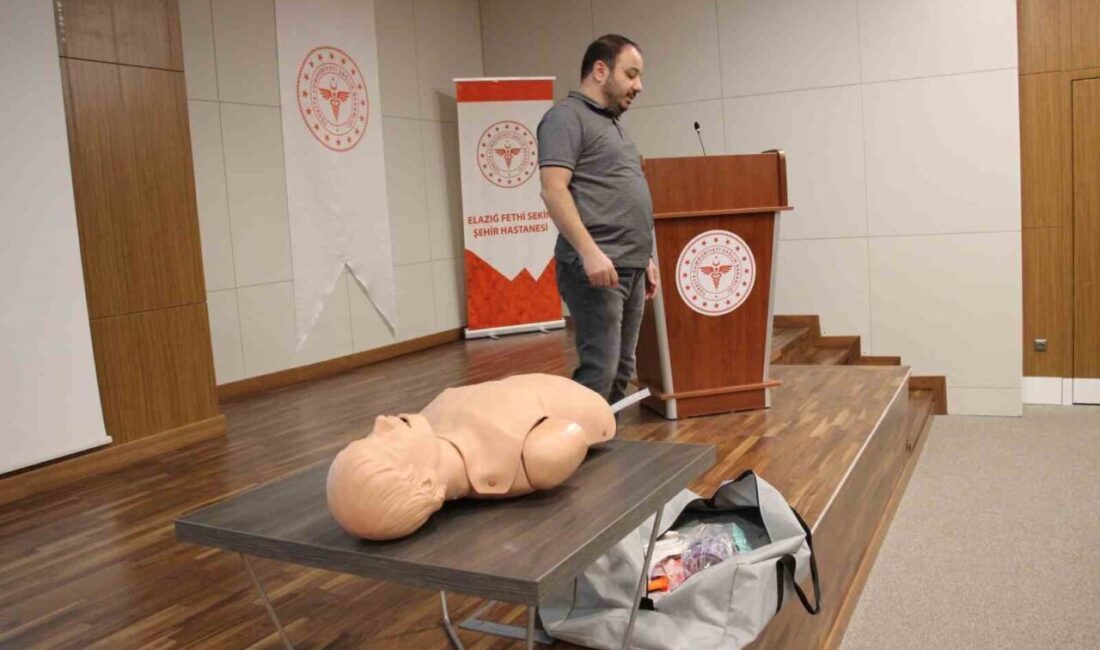 Elazığ Fethi Sekin Şehir Hastanesi tarafından sağlık çalışanlarına yönelik eğitimler