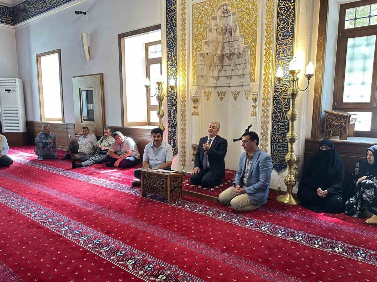 Elazığ’da umreye gidecek vatandaşlara seminer verildi. Elazığ İl Müftülüğü tarafından