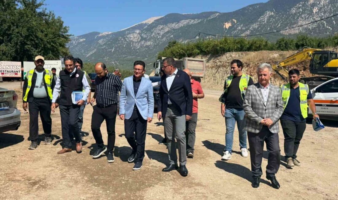 AK Parti Antalya Milletvekili Atay Uslu, yapımı süren Elmalı-Finike bölünmüş