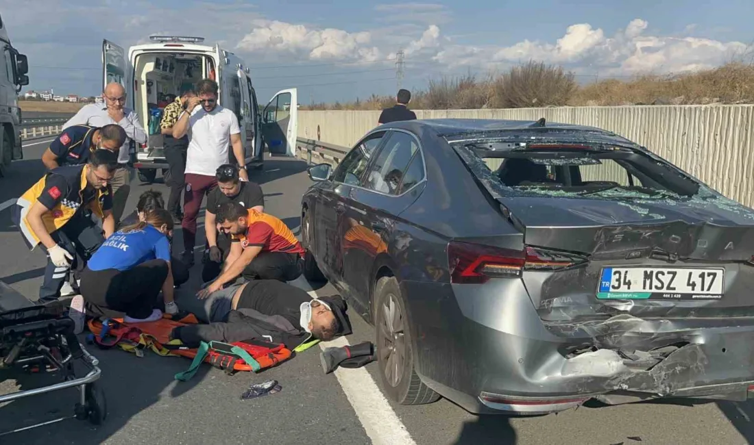 Tekirdağ’ın Ergene ilçesinde emniyet şeridinde duraklayan otomobile motosiklet çarptı. Kazada