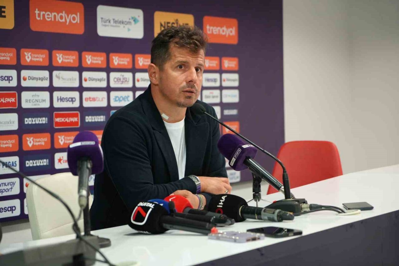 Antalyaspor Teknik Direktörü Emre Belözoğlu, Kayserispor maçının ardından yaptığı açıklamada,