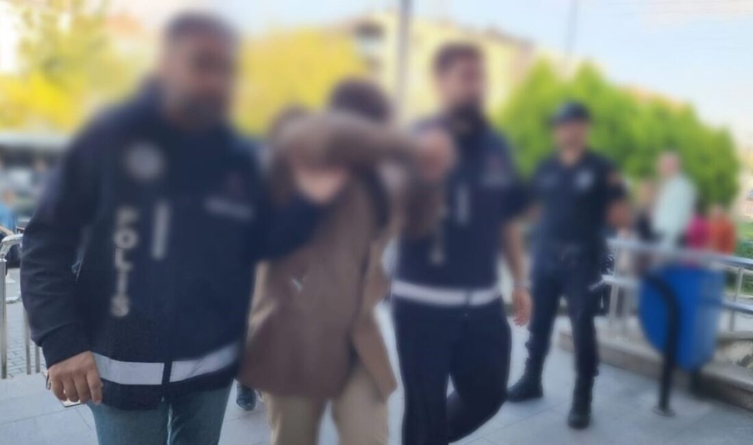 Zonguldak’ın Ereğli ilçesinde narkotik ekiplerinin düzenlediği operasyosyonlarda yakalanan 4 kişi