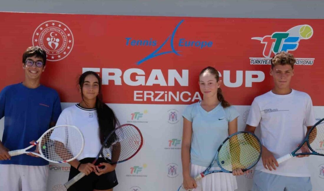 Erzincan’da Ergan Cup 2025 tenis turnuvası başladı. Erzincan’ın ev sahipliğinde