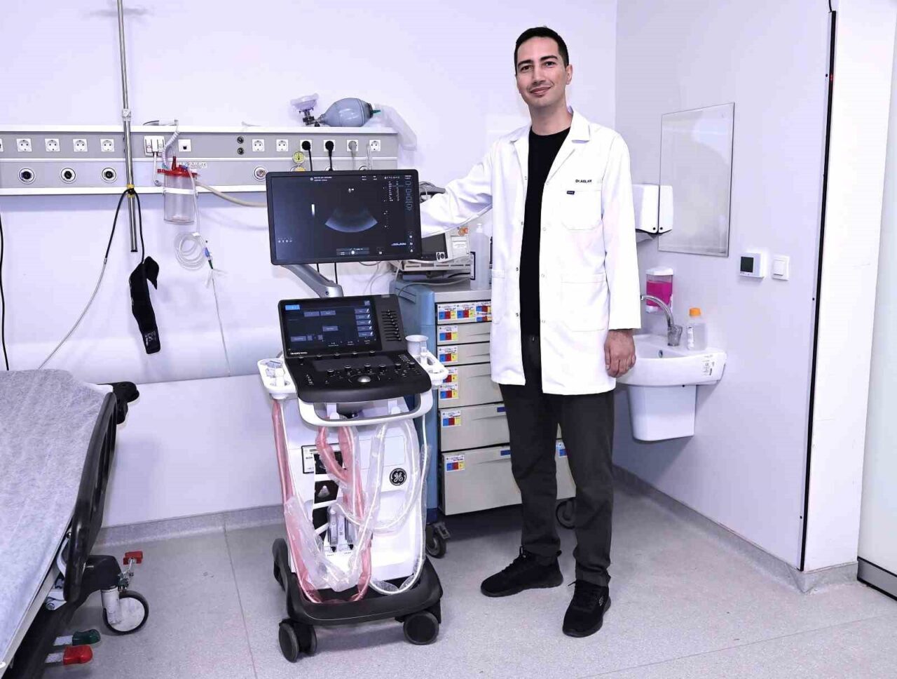 Erciyes Üniversitesi (ERÜ) Tıp Fakültesi Hastaneleri Acil Servisine alınan yeni