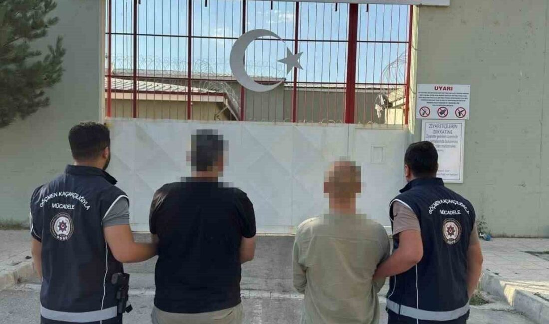 Erzincan’da yabancı uyruklu 21 kaçak göçmen yakalandı, 2 organizatör tutuklandı.