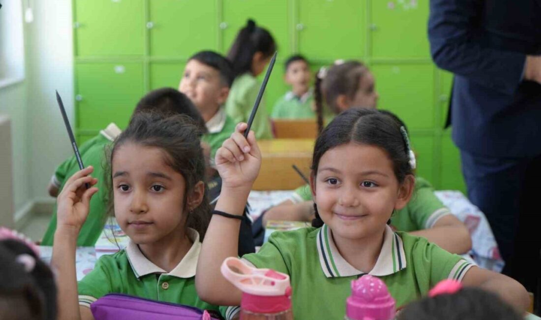 Erzincan’da 2025-2026 eğitim ve öğretim yılının ilk ders zili çaldı.