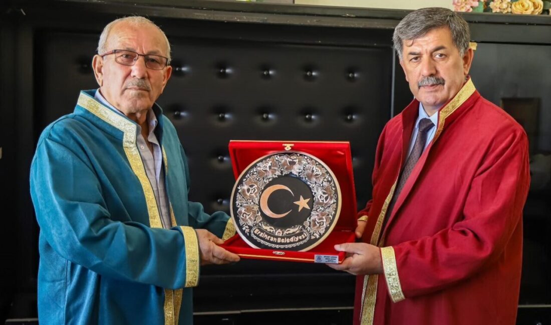 Erzincan’da Yeni Sanayi Sitesi esnaflarından mobilya ustası Nuri İnci, “Yılın