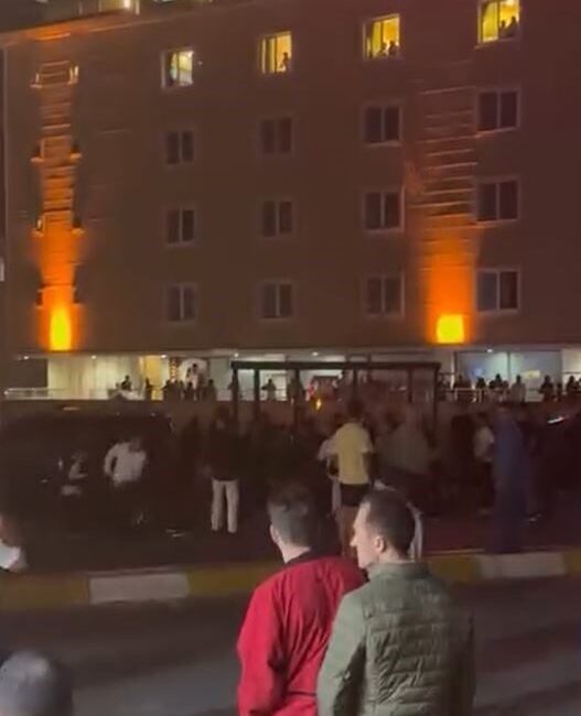 İstanbul Esenyurt’ta alkollü olduğu iddia edilen iki grup arasında laf