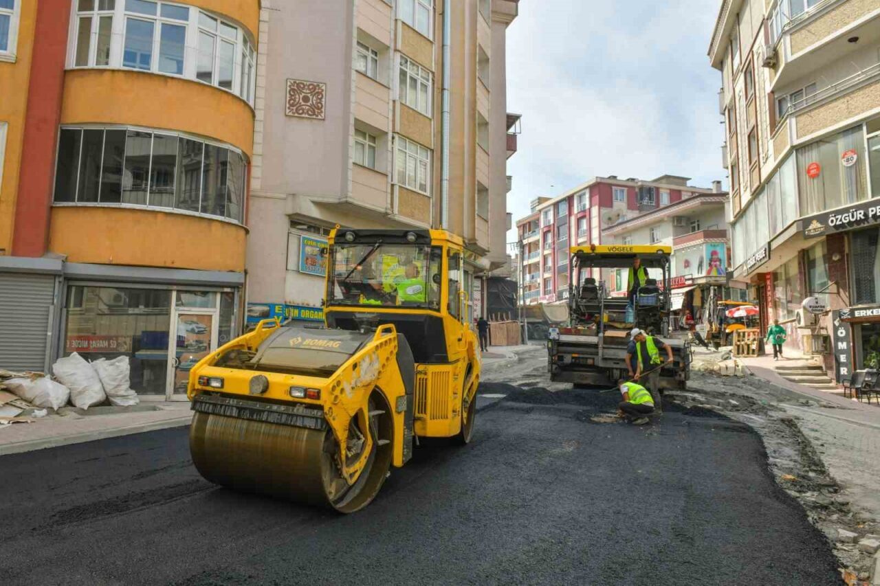 Esenyurt’ta uzun süredir altyapı sorunları ve bozuk yollar nedeniyle vatandaşların
