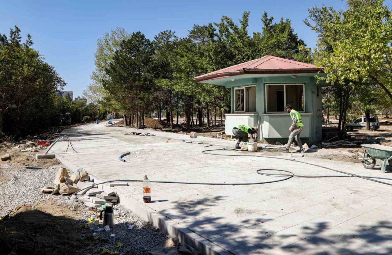 Van Büyükşehir Belediyesinin Edremit yolu üzerinde bulunan eski Devlet Su
