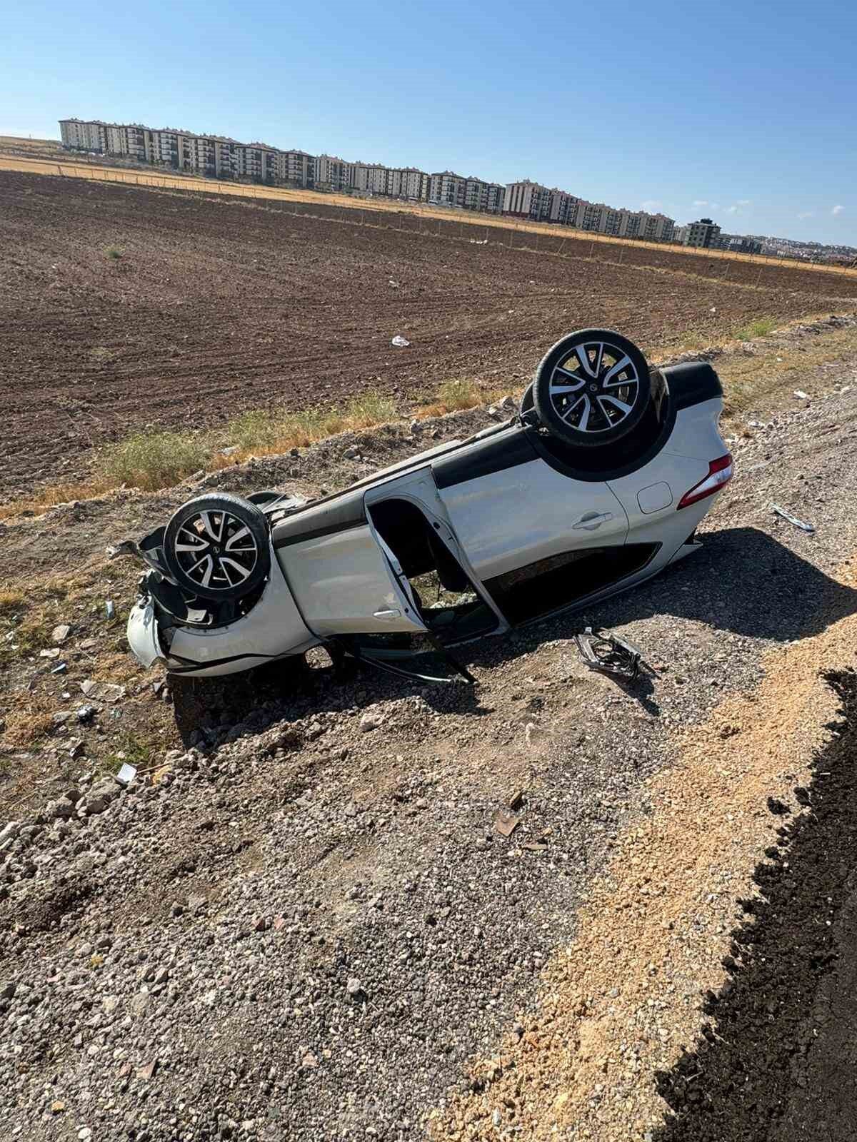 Eskişehir’de çarpışan 2 aracın çarpışması sonucu meydana gelen kazada 4