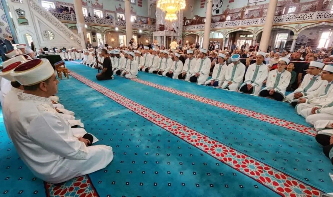 Eskişehir İl Müftülüğü tarafından düzenlenen “Hafızlık İcazet Merasimi”, yoğun katılımla