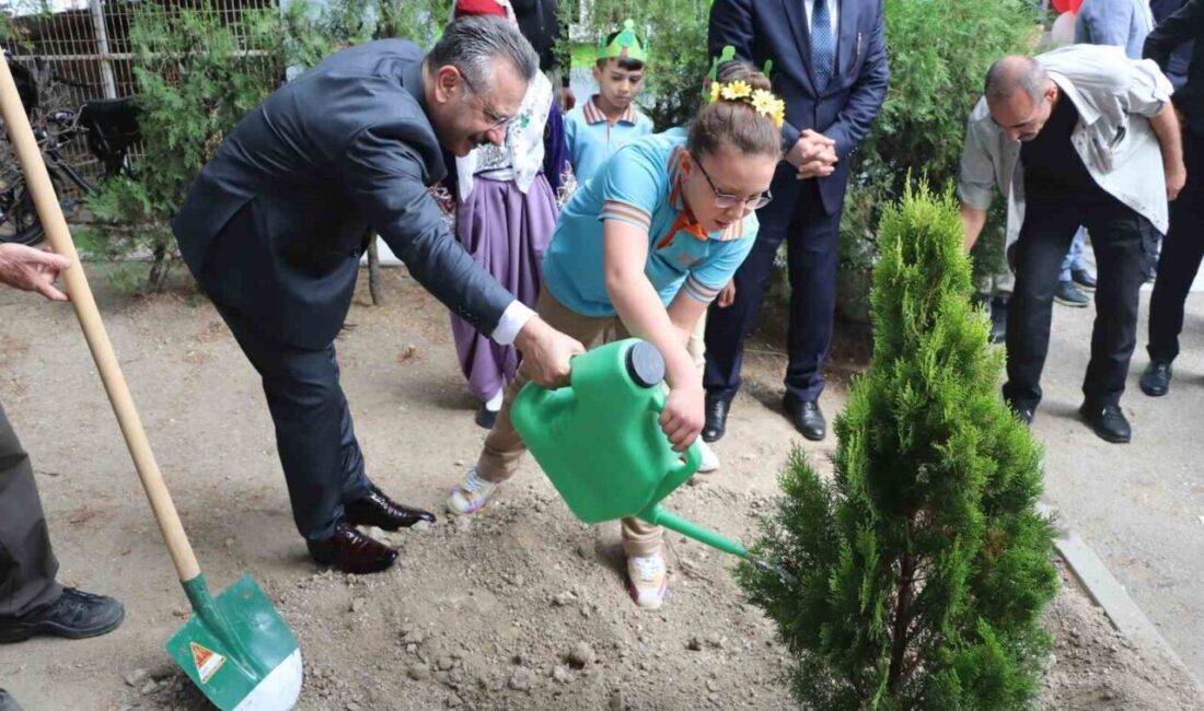 Eskişehir’de 2025-2026 eğitim-öğretim yılı açılış töreninde, Milli Eğitim Bakanlığı’nın “Yeşil