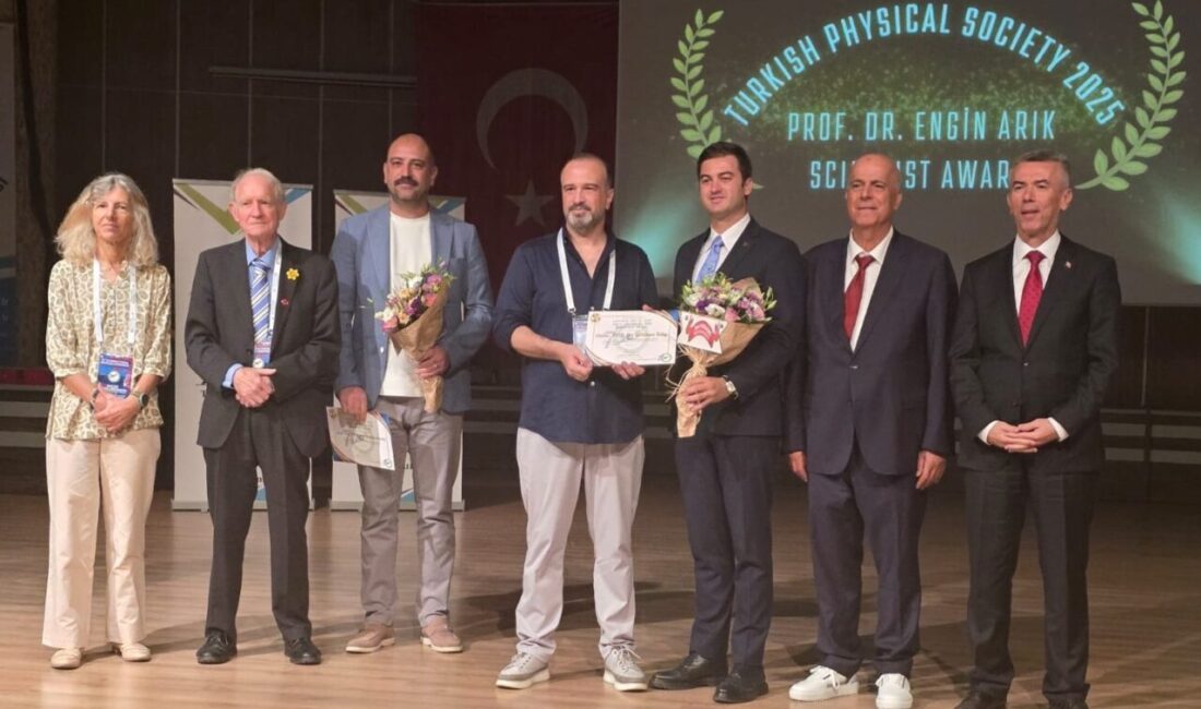 Eskişehir Osmangazi Üniversitesi (ESOGÜ) Fen Fakültesi Fizik Bölümü öğretim üyesi