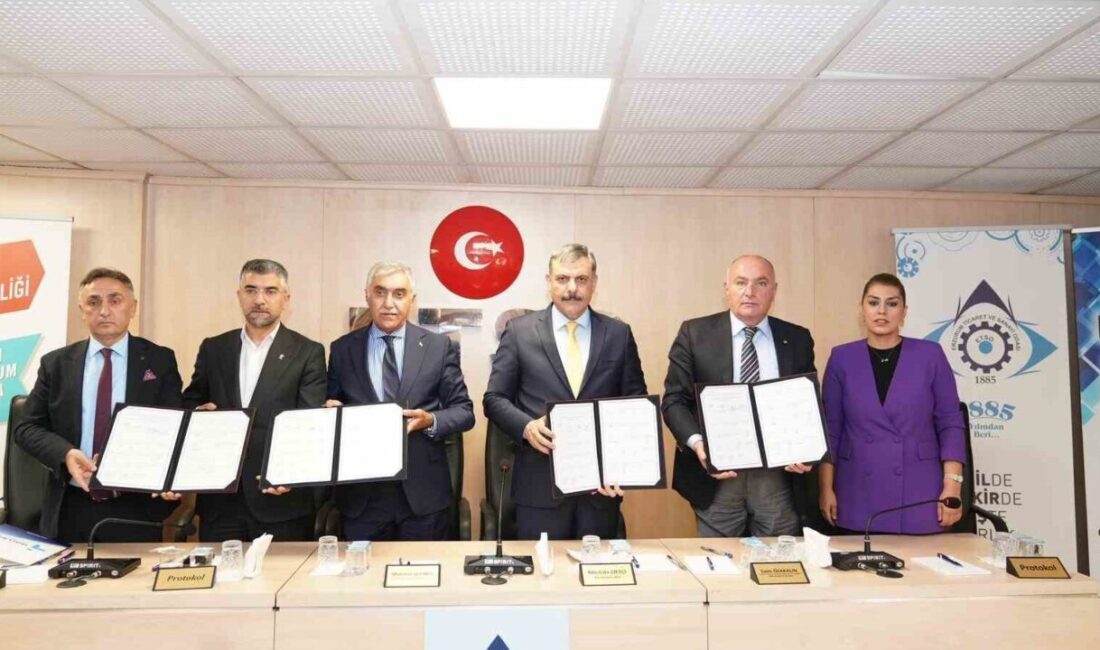 TOBB Yönetim Kurulu Üyesi ve ETSO Başkanı Saim Özakalın’ın ev