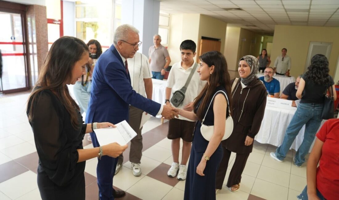 Ege Üniversitesi Rektörü Prof. Dr. Necdet Budak, Yükseköğretim Kurumları Sınavı