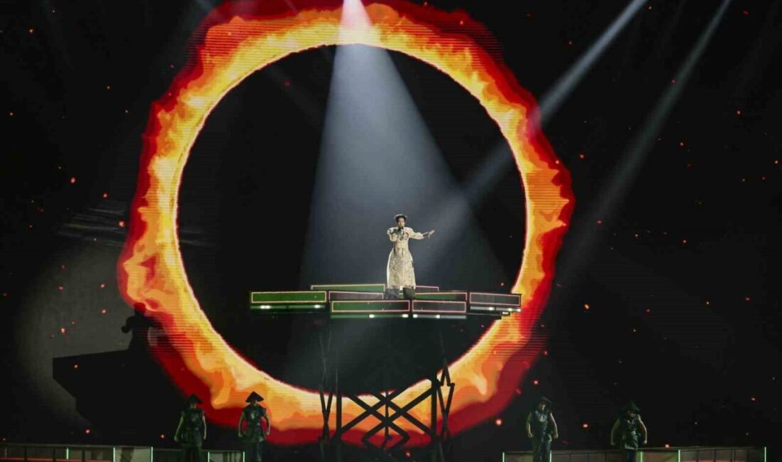 Eurovision şarkı yarışmasına alternatif olarak düzenlenen ve 22 ülkenin katılımıyla