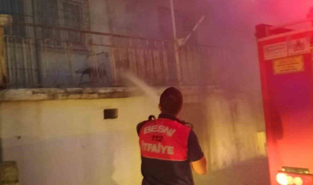 Adıyaman’ın Besni ilçesinde bir evde çıkan yangın korkuttu. Edinilen bilgilere