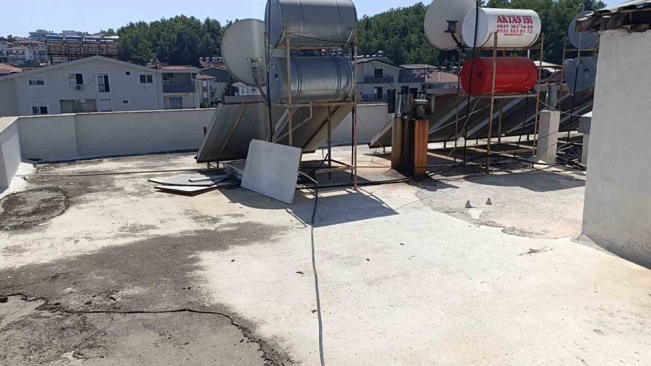 Antalya’da evde unuttuğu anahtar yüzünden ikametine giremeyen futbol okulu işletmecisi