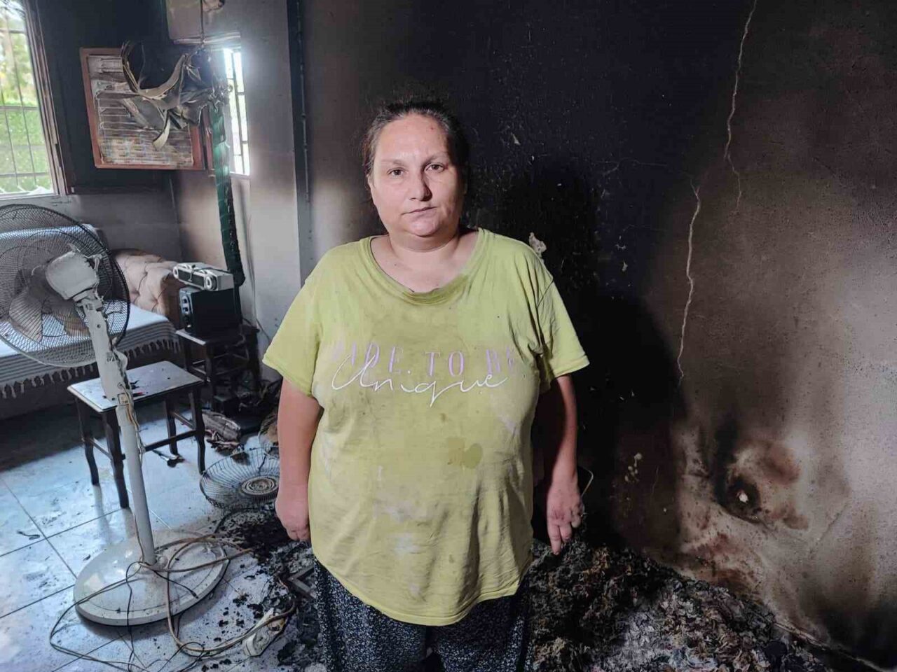 Adana’da elektrik kontağından çıkan yangın nedeniyle evleri yanan annek-kız, oto