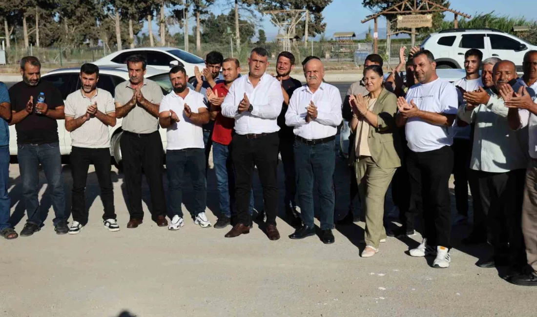 Adana’da sektör temsilcileri, düşük ücret aldıkları gerekçesiyle eylem yapan mevsimlik