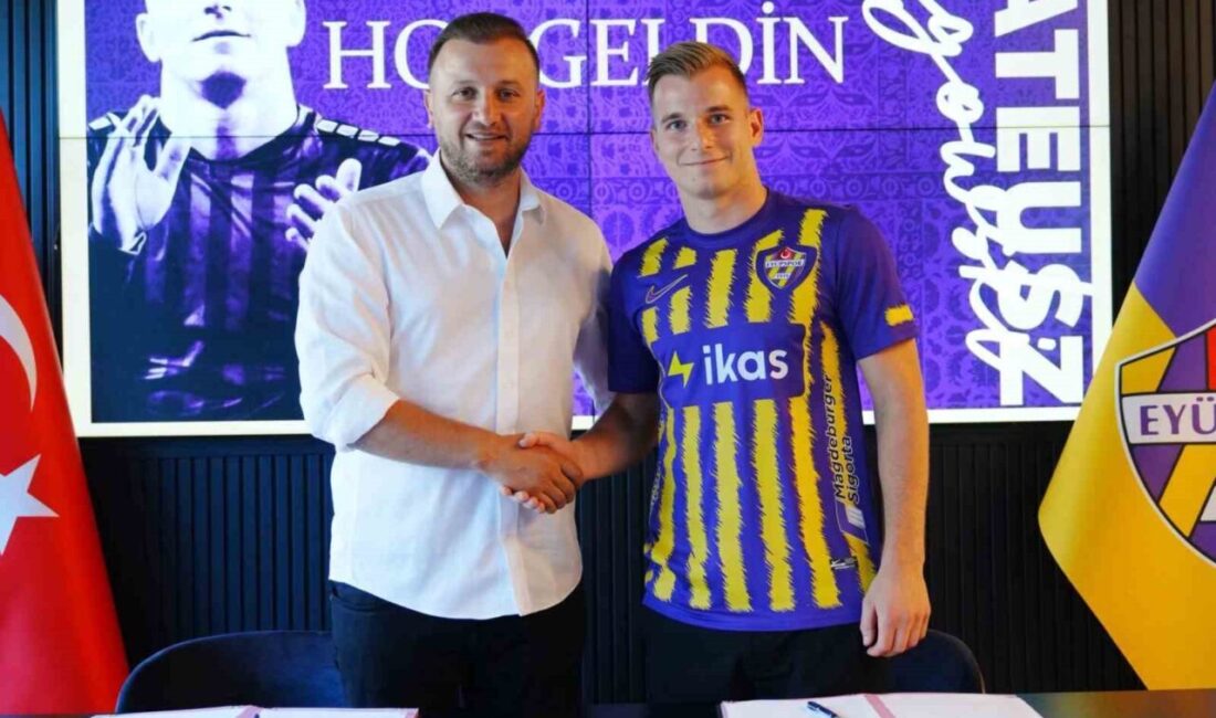 Eyüpspor, 22 yaşındaki Polonyalı futbolcu Mateusz Legowski’yi transfer etti. Eyüpspor’un