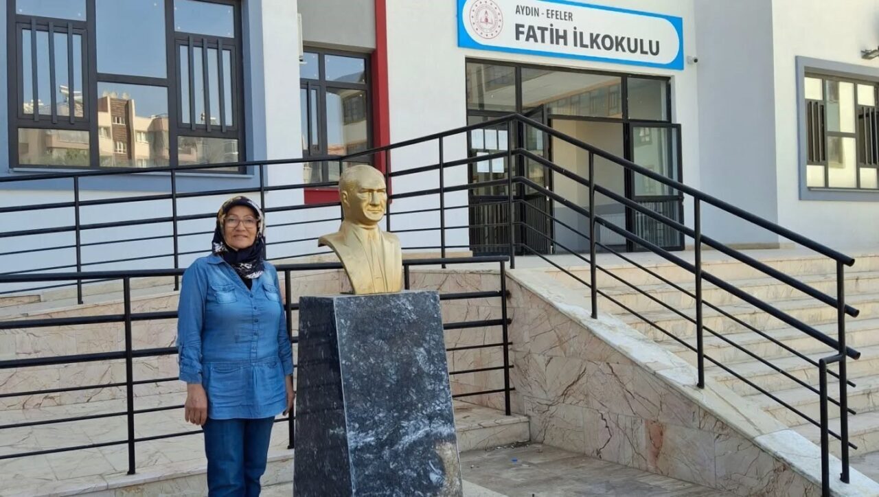 Aydın’ın Efeler ilçesi Fatih Mahallesi, yeni eğitim-öğretim yılına yeni okul