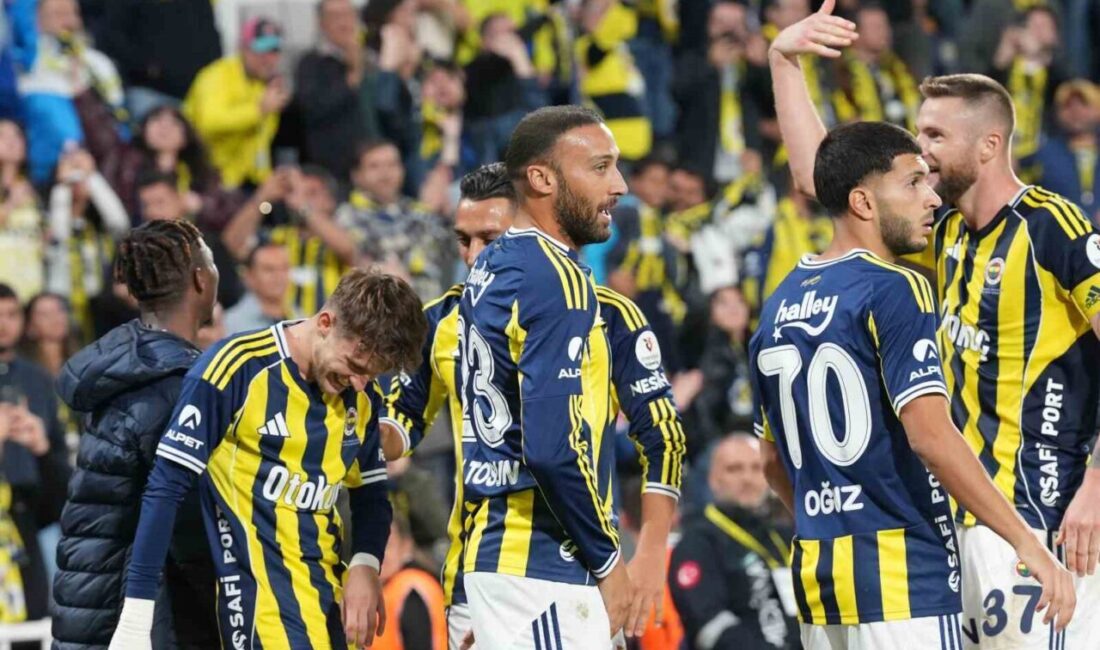 Fenerbahçe, Trendyol Süper Lig’de konuk ettiği Antalyaspor’u 2-0 mağlup ederek