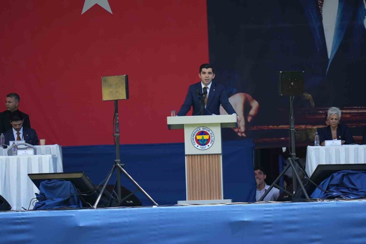 Fenerbahçe Denetleme Kurulu Başkanı Mehmet Vodina, sarı-lacivertli kulübün borcunun 21