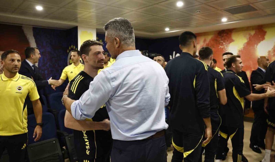 Fenerbahçe Kulübü Başkanı Sadettin Saran, Samandıra Can Bartu Tesisleri’nde teknik