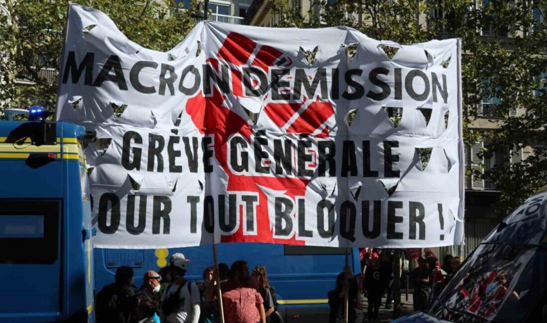 Fransa’da 8 Eylül’de güvenoyu alamayarak düşen François Bayrou hükümetinin bütçe