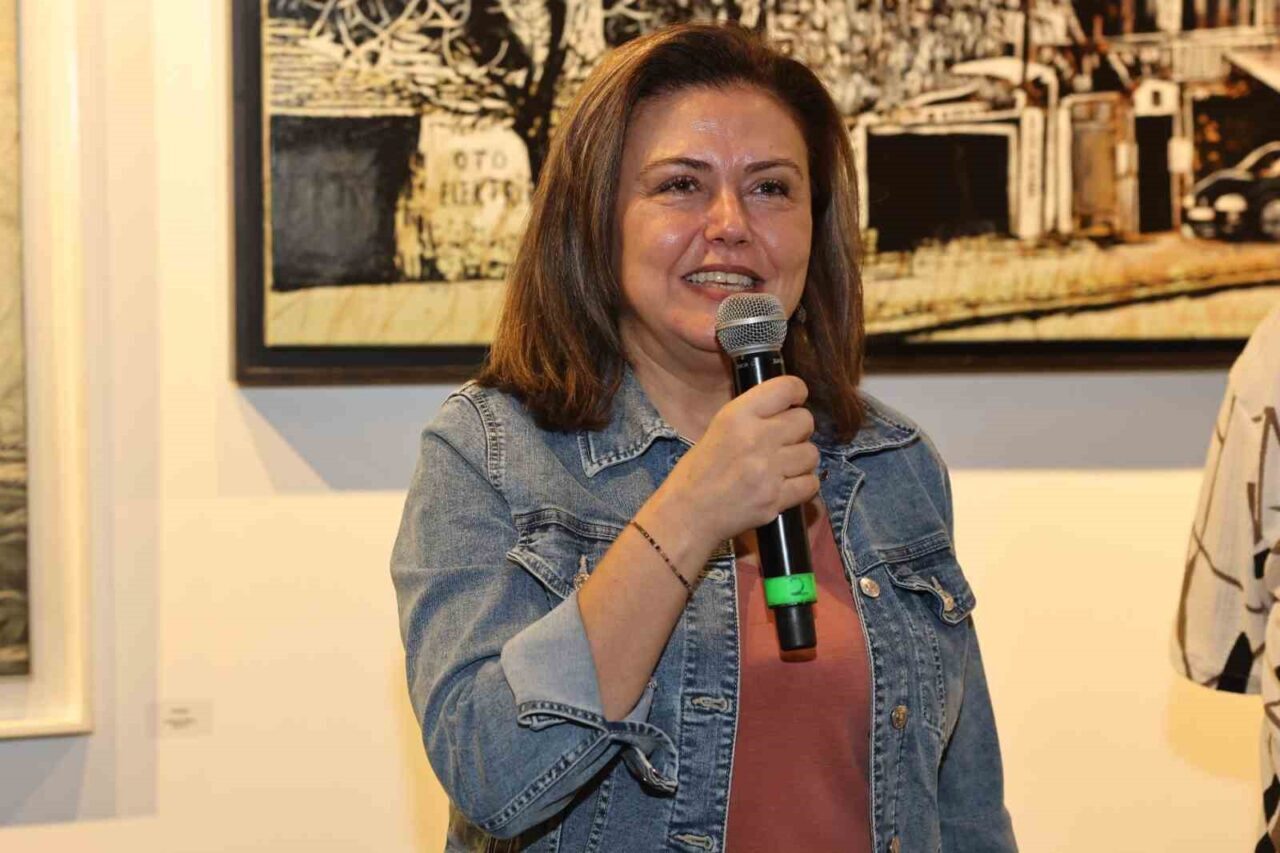 Nilüfer Belediyesi, Bursalı sanatçı Hasan Mirza’nın “Fütursuz Denemeler” isimli sergisine