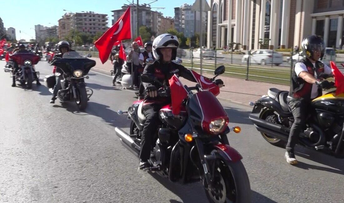 Şahinbey Belediye Başkanı Mehmet Tahmazoğlu, Gaziler Günü nedeniyle düzenlenen ’Gaziler
