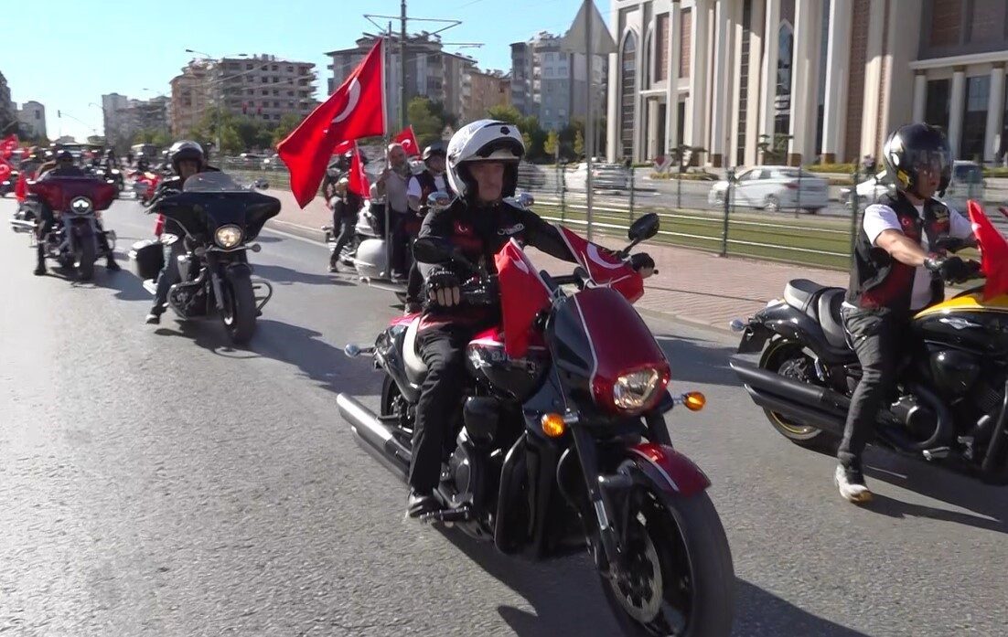 Şahinbey Belediye Başkanı Mehmet Tahmazoğlu, Gaziler Günü nedeniyle düzenlenen ’Gaziler