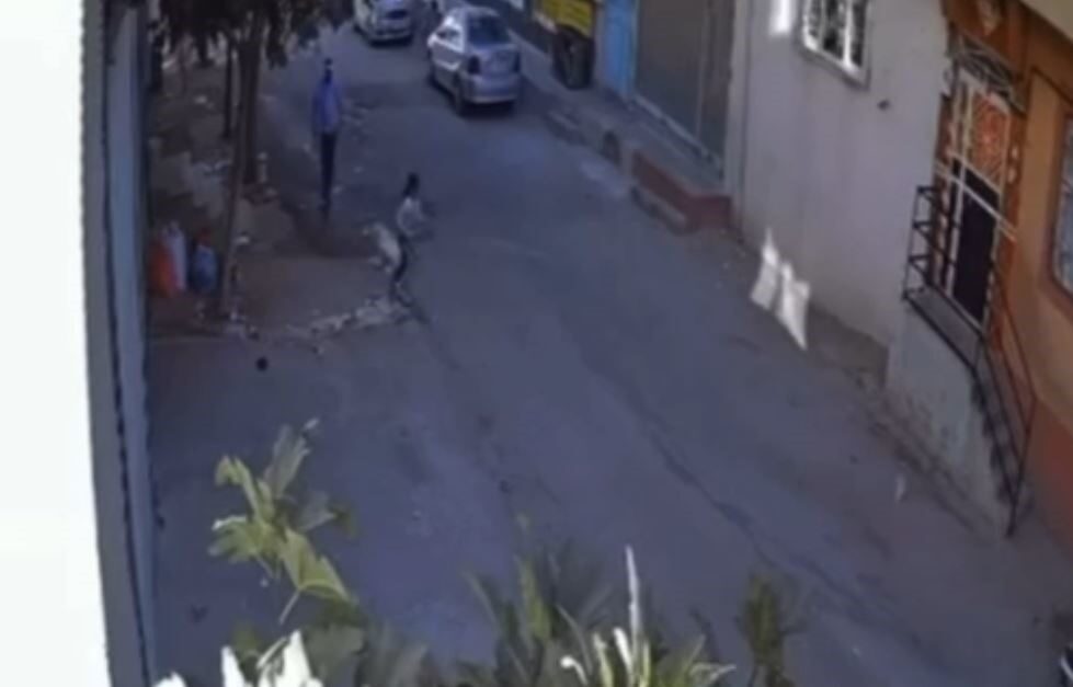 Gaziantep’te 9 yaşındaki kız çocuğu kimliği belirsiz bir kişi tarafından